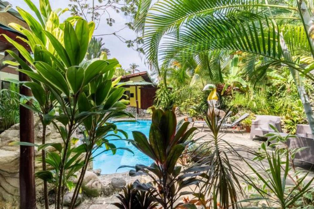 Casa Caribbean Coconut Hotel Cahuita Buitenkant foto